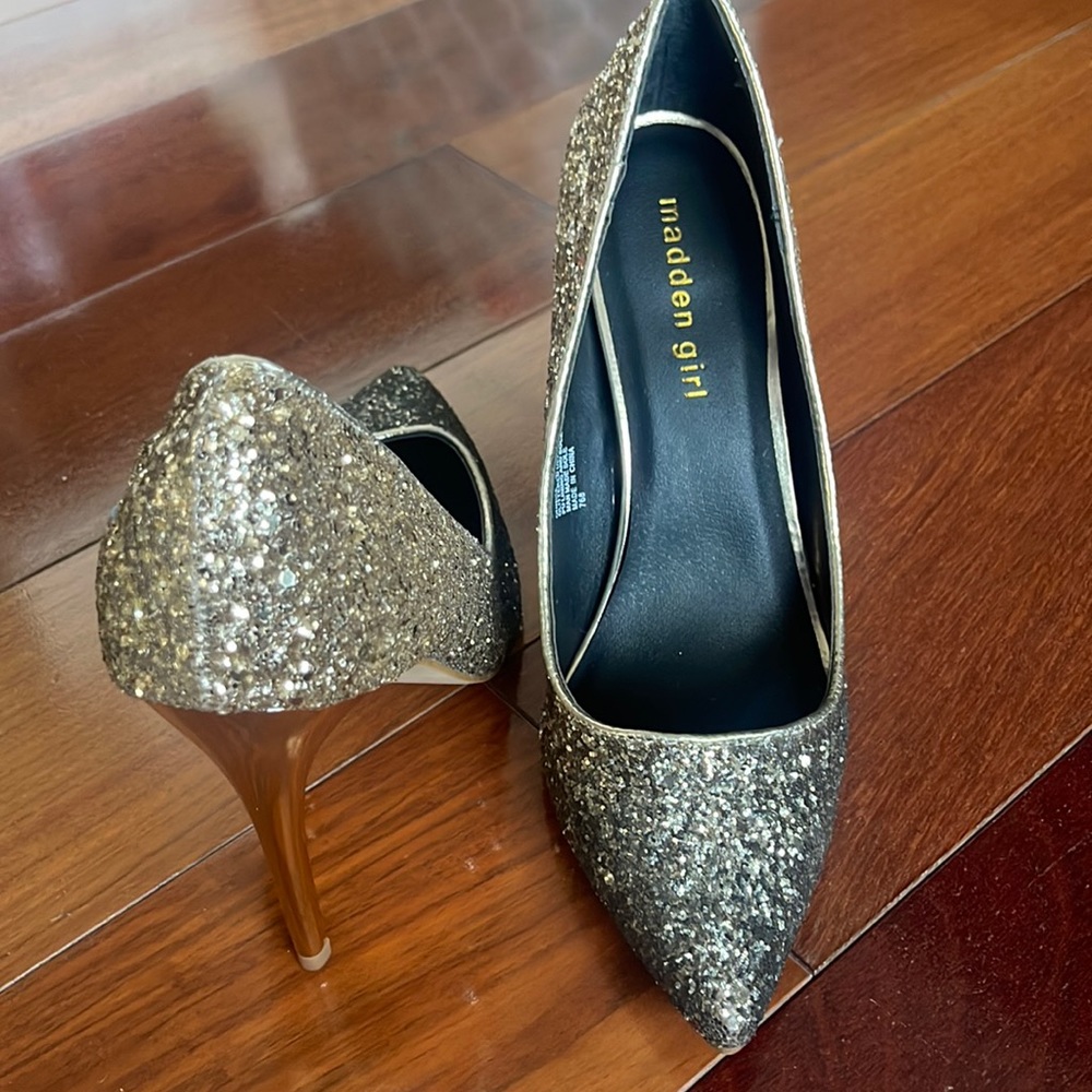 Madden Girl Ohnice Pointed Toe Evening Pumps